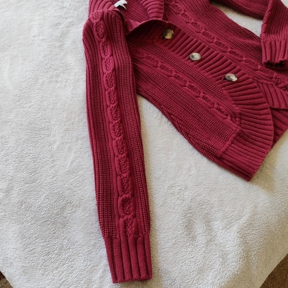 G.H. Bass Maroon Cable Knit Rounded Front Hem Cardigan Sz M - Picture 8 of 14